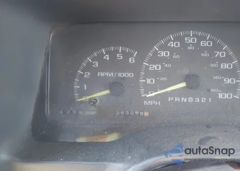 1999 Chevrolet Suburban 1500 Lt z USA, uszkodzony, nr VIN 3GNFK16R3XG157910